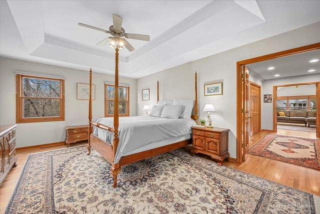 25089 N Pawnee Road, Barrington, IL 60010