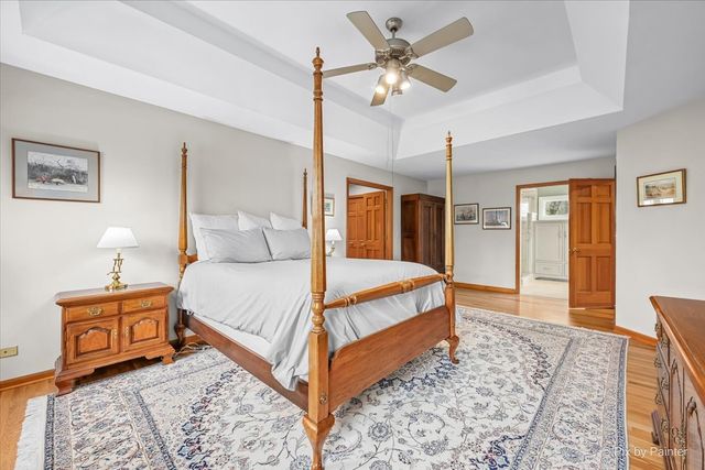 25089 N Pawnee Road, Barrington, IL 60010