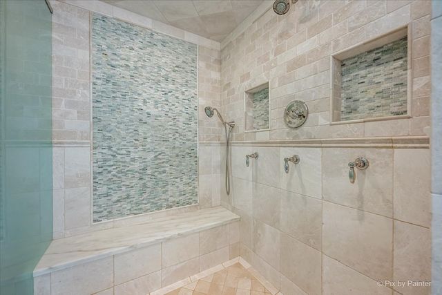 25089 N Pawnee Road, Barrington, IL 60010