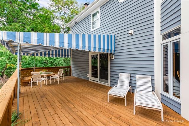 25089 N Pawnee Road, Barrington, IL 60010