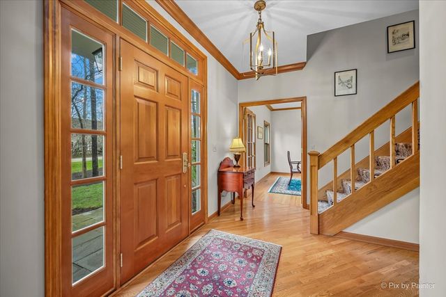 25089 N Pawnee Road, Barrington, IL 60010