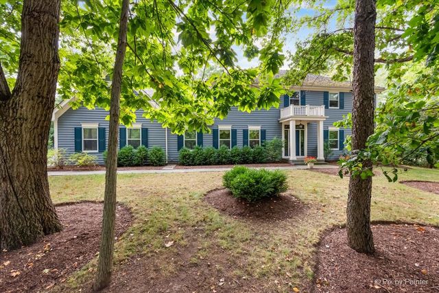 25089 N Pawnee Road, Barrington, IL 60010