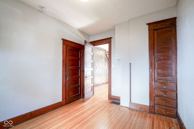 931 N Tacoma, Indianapolis, IN 46201