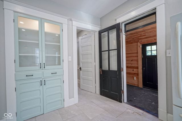 931 N Tacoma, Indianapolis, IN 46201