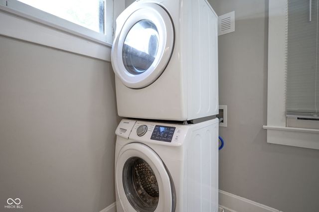 931 N Tacoma, Indianapolis, IN 46201