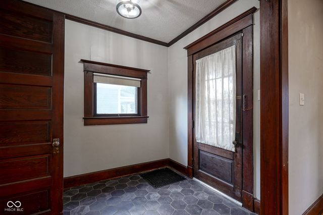 931 N Tacoma, Indianapolis, IN 46201