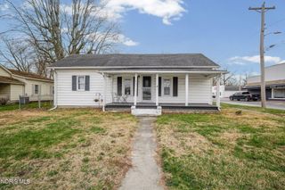 421 Conneaut Avenue, Bowling Green, OH 43402