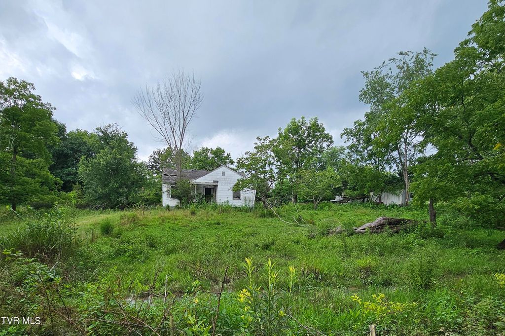 444 Bullock Hollow Road, Bristol, TN 37620