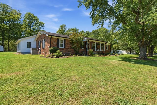 88 Riverbend Dr, Woodbury, TN 37190