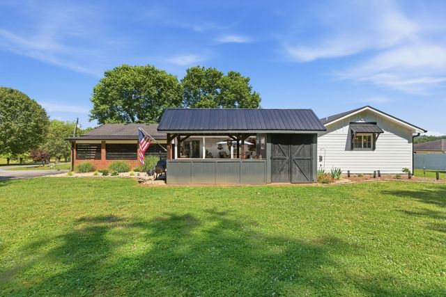 88 Riverbend Dr, Woodbury, TN 37190