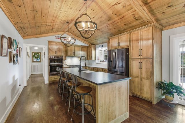 88 Riverbend Dr, Woodbury, TN 37190
