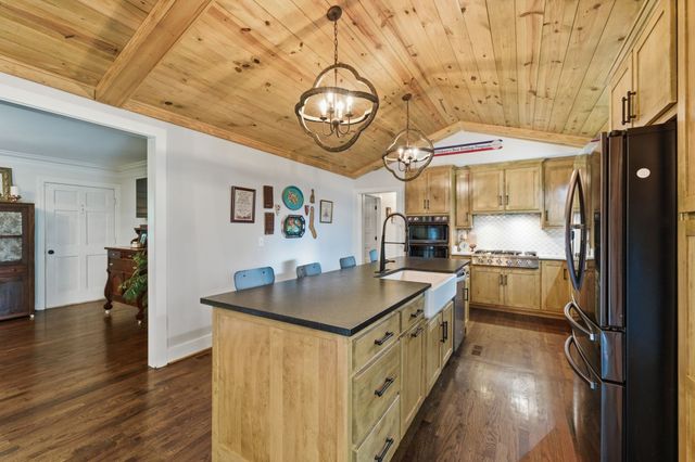 88 Riverbend Dr, Woodbury, TN 37190