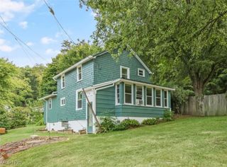 733 Critchfield Street, Millersburg, OH 44654