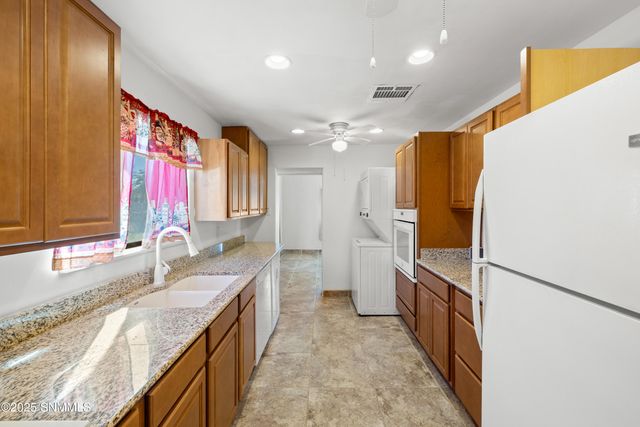 601 E Griggs Avenue, Las Cruces, NM 88001