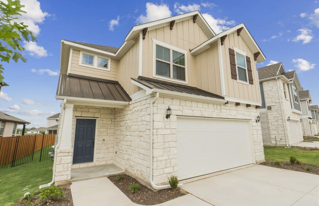 105 Ventura DR, Liberty Hill, TX 78642