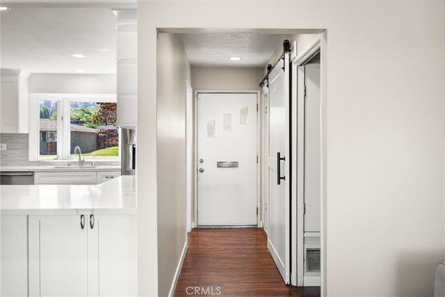 221 Phlox Avenue, Redlands, CA 92373