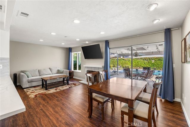 221 Phlox Avenue, Redlands, CA 92373