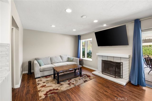 221 Phlox Avenue, Redlands, CA 92373