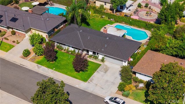 221 Phlox Avenue, Redlands, CA 92373