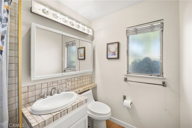 221 Phlox Avenue, Redlands, CA 92373