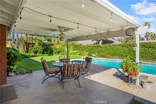 221 Phlox Avenue, Redlands, CA 92373