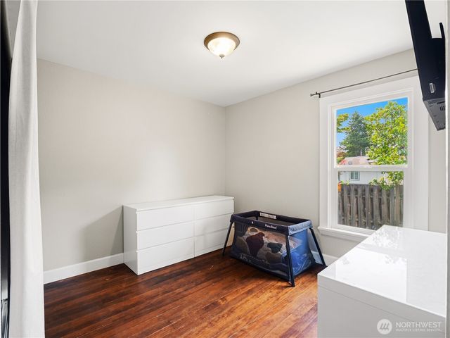 16427 109th Avenue SE, Renton, WA 98055