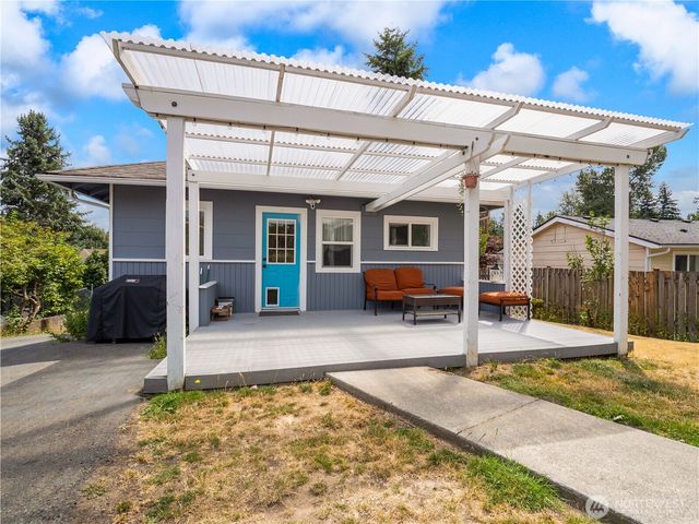 16427 109th Avenue SE, Renton, WA 98055