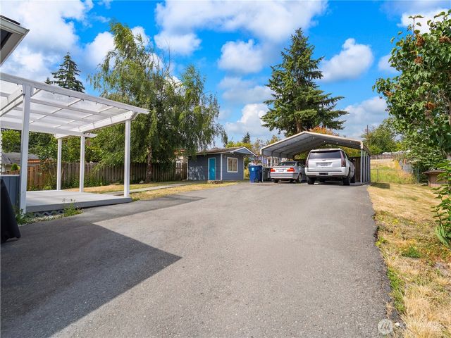 16427 109th Avenue SE, Renton, WA 98055