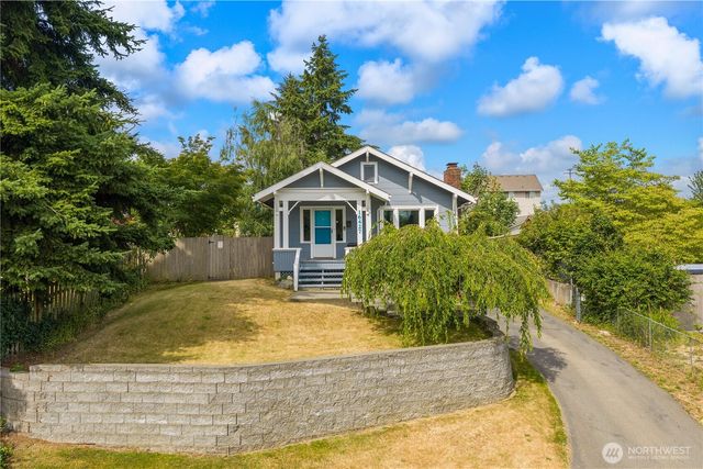 16427 109th Avenue SE, Renton, WA 98055