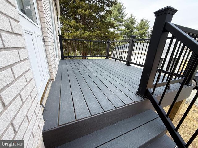 211 PEARL ST, Pottstown, PA 19465