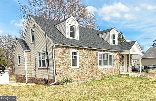 211 PEARL ST, Pottstown, PA 19465