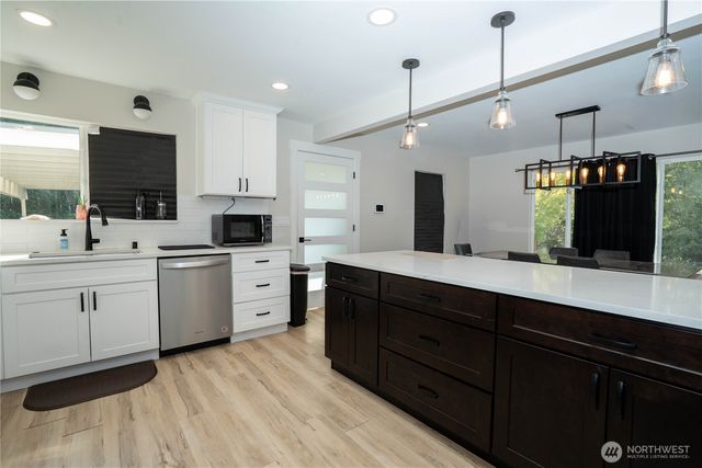 18830 108th Avenue SE, Renton, WA 98055