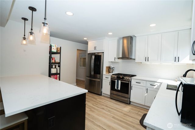 18830 108th Avenue SE, Renton, WA 98055
