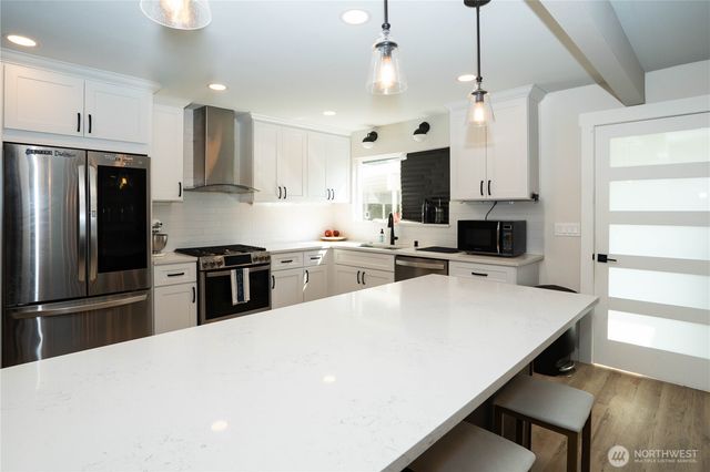 18830 108th Avenue SE, Renton, WA 98055