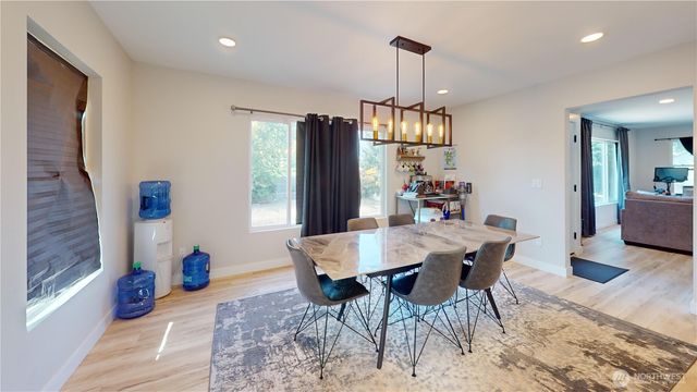 18830 108th Avenue SE, Renton, WA 98055