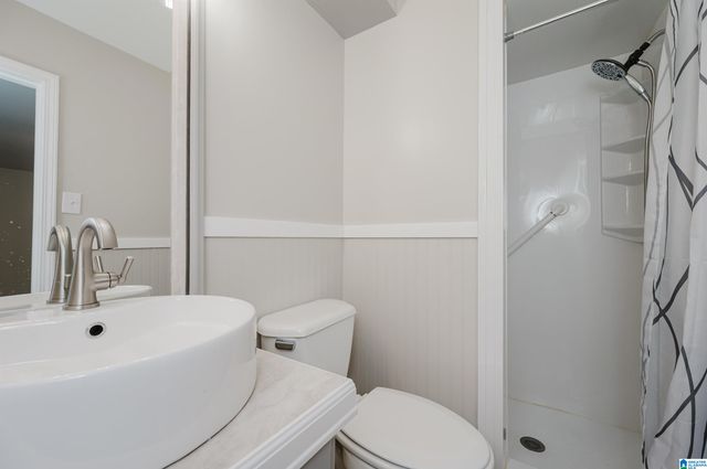 1440 HICKORY LANE, Birmingham, AL 35235