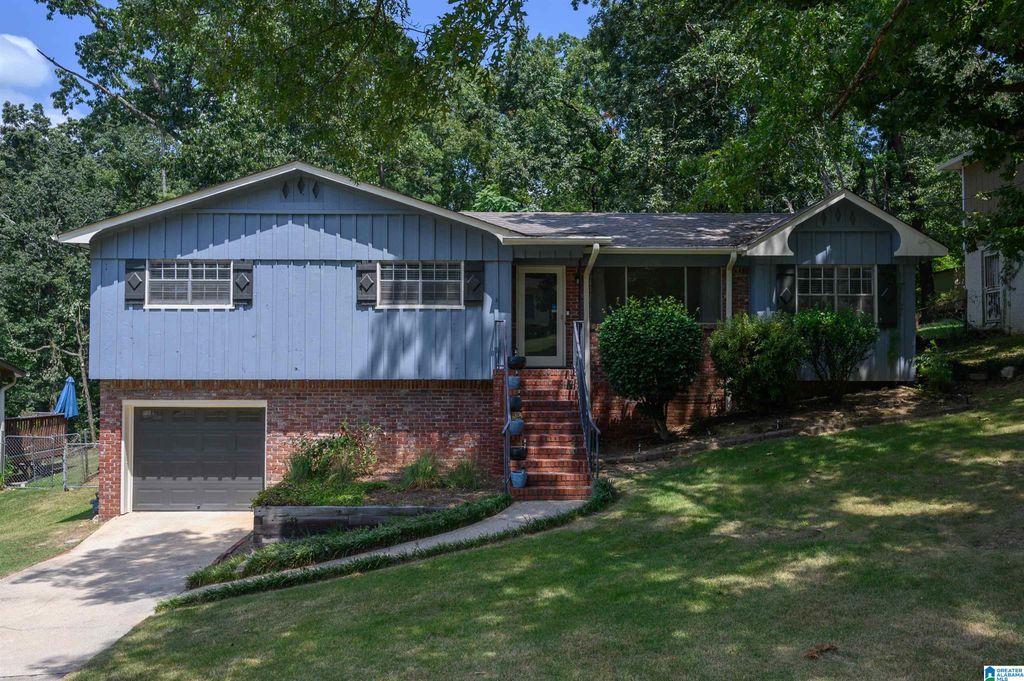 1440 HICKORY LANE, Birmingham, AL 35235