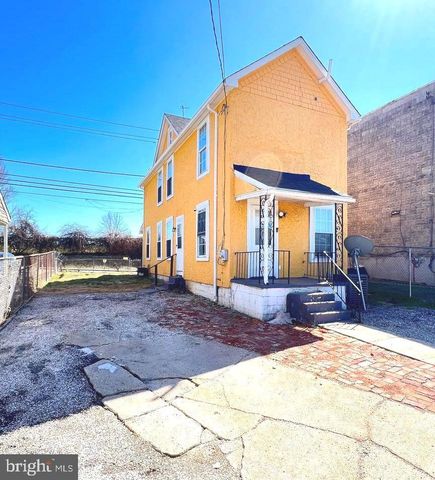 2516 HOLLINS FERRY RD, Baltimore, MD 21230