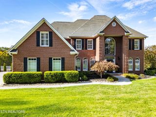 105 Center Park Lane, Oak Ridge, TN 37830