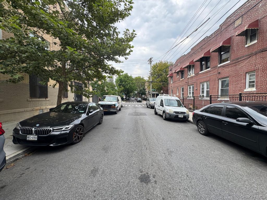 590 Elton Street, Brooklyn, NY 11208 — photo 4