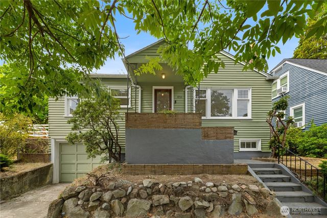 8311 3rd Avenue NW, Seattle, WA 98117