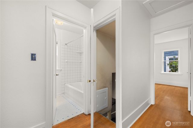8311 3rd Avenue NW, Seattle, WA 98117