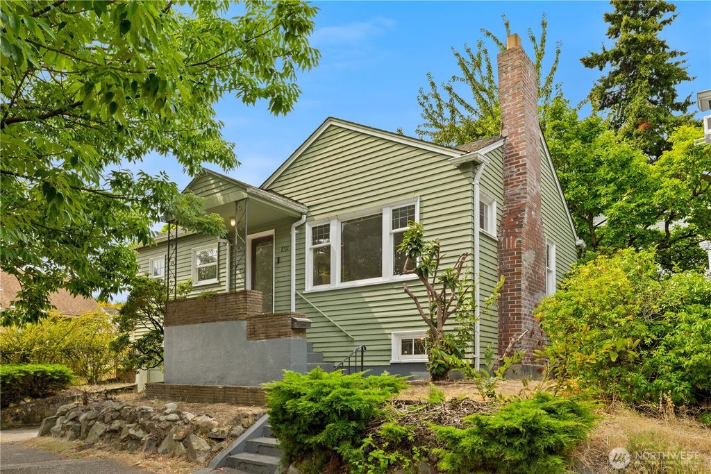 8311 3rd Avenue NW, Seattle, WA 98117
