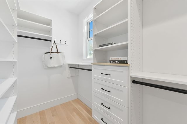 38 Parker Rd, Wellesley, MA 02482