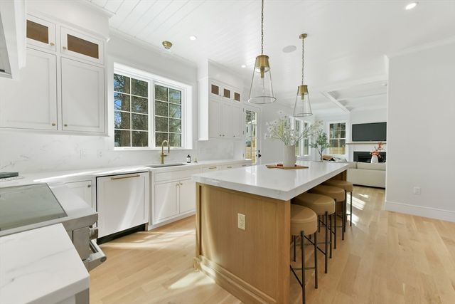 38 Parker Rd, Wellesley, MA 02482