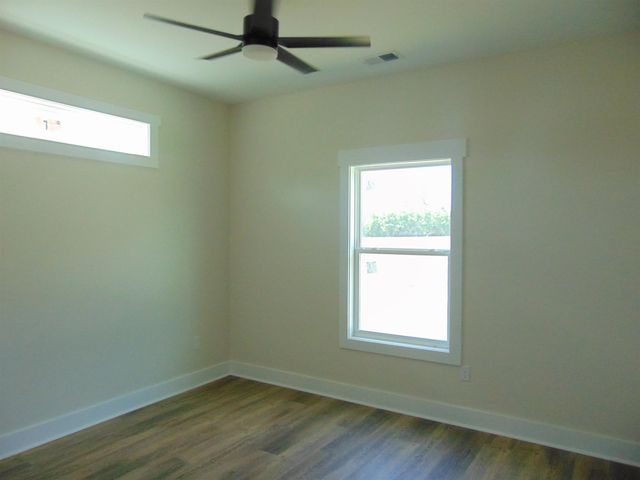 5595 Whispering Woods Rd., Conway, SC 29526