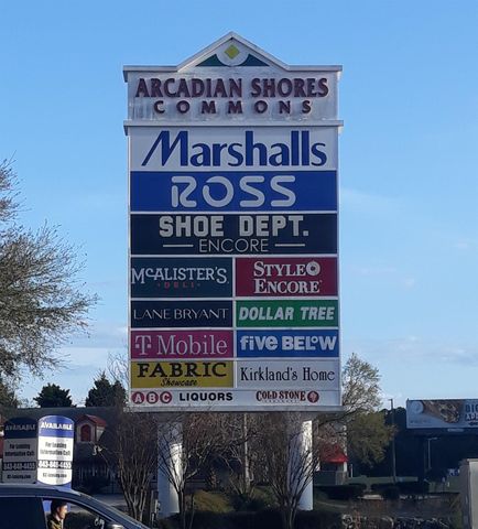 5595 Whispering Woods Rd., Conway, SC 29526