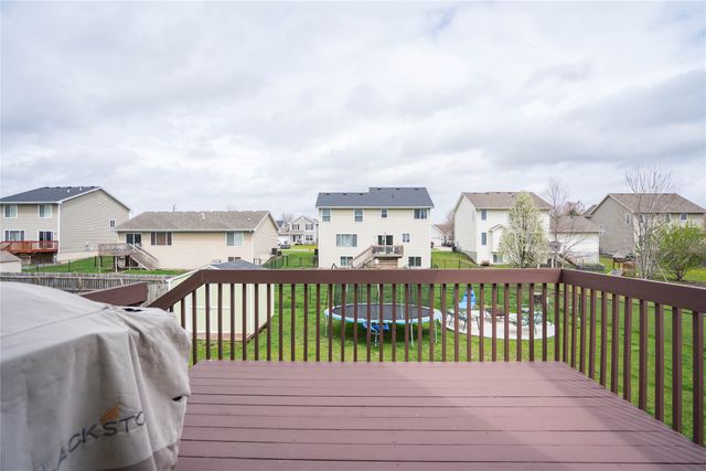 2615 13th Street SW, Altoona, IA 50009