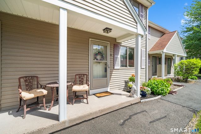 20 Partridge Court 20, Windsor Locks, CT 06096