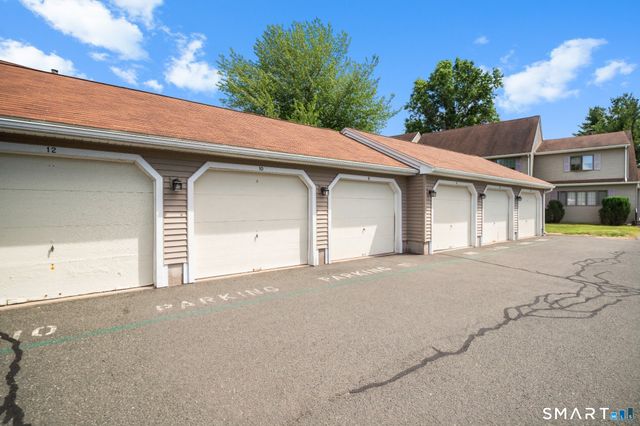 20 Partridge Court 20, Windsor Locks, CT 06096